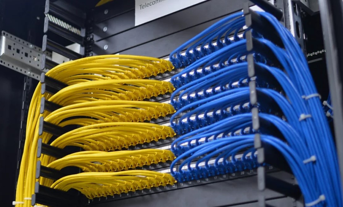 Server Cabinet Cable Management: Reducing Costs and Increasing Productivity